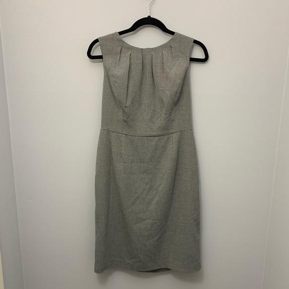 NWT! Banana Republic Grey Business Dress - Picture 1 of 7